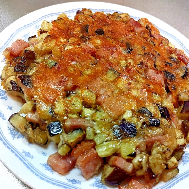 ナスとベーコンのガレット風◇カリコロチーズ焼き